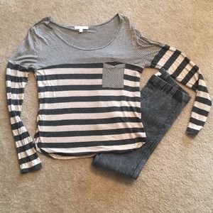 MM Couture/Miss Me blk cream strip long sleeve top